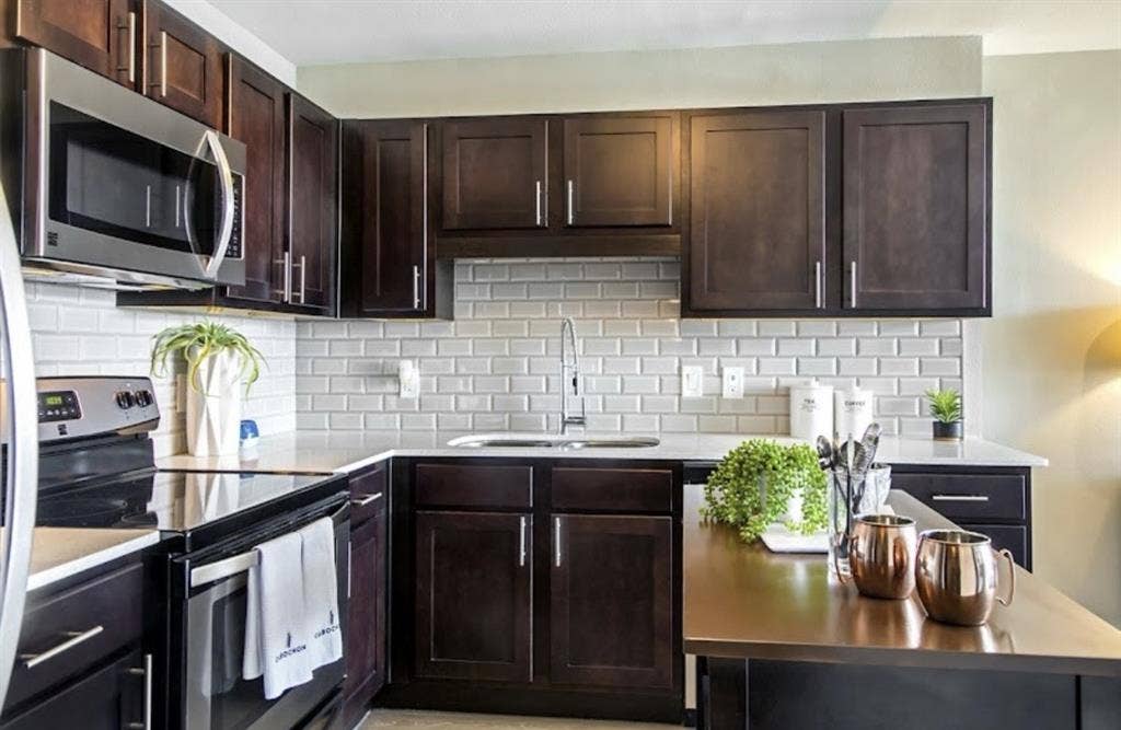 Roommate wanted in 77098