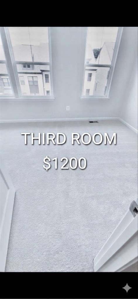 3 rooms available
