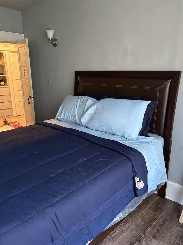 Bedroom for rent