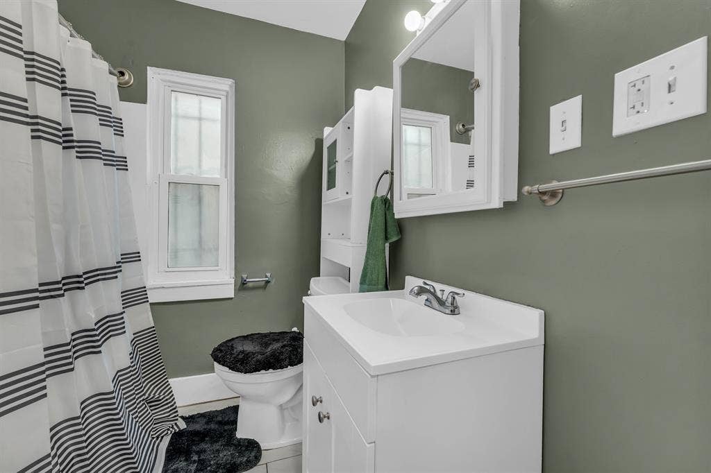 4 rooms for rent