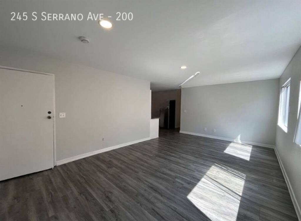 2 Bed 2 Bath in LA is move in ready
