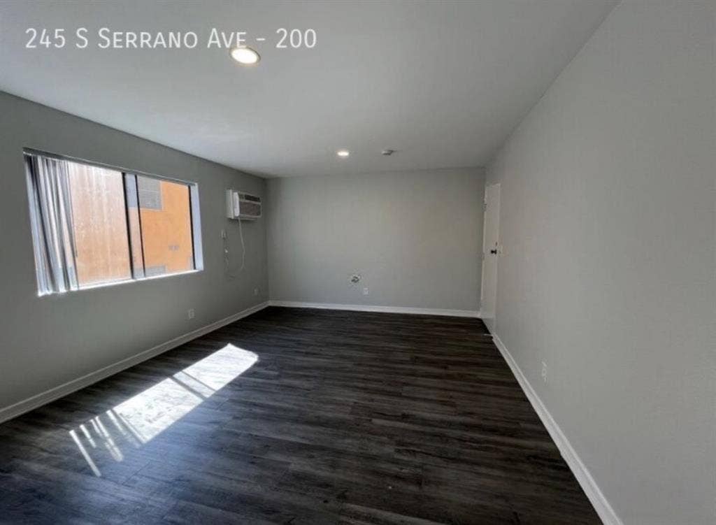 2 Bed 2 Bath in LA is move in ready