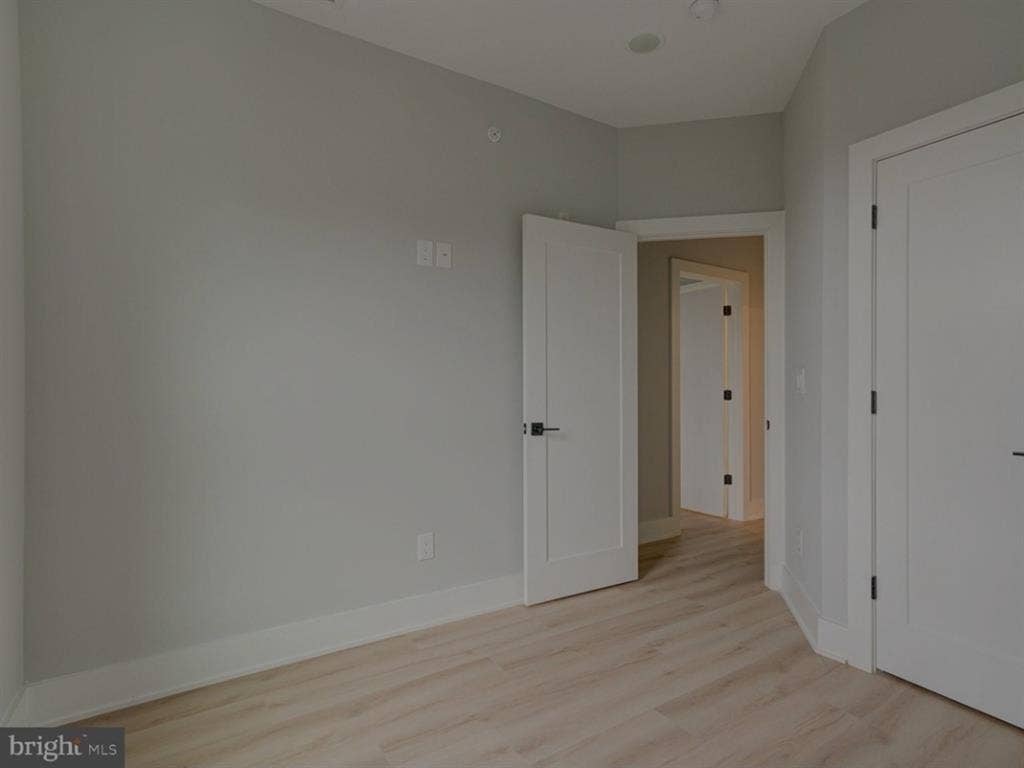 Room for rent 2 bed 2 bath