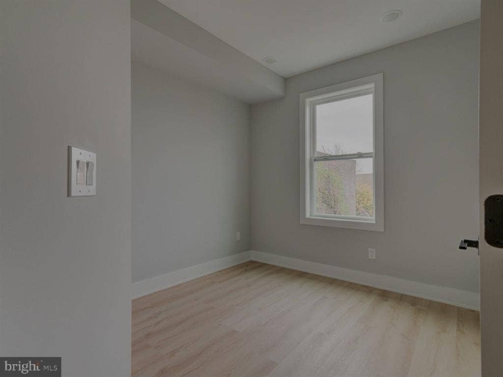 Room for rent 2 bed 2 bath