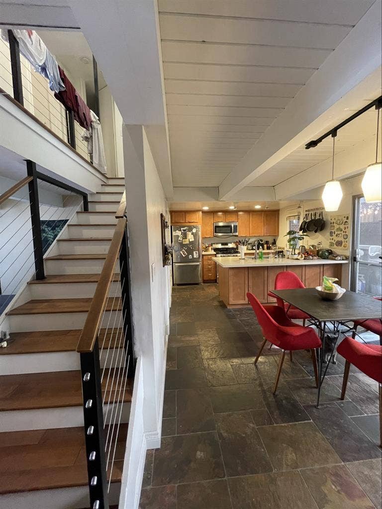 $1400/mo Room Avail in Culver City