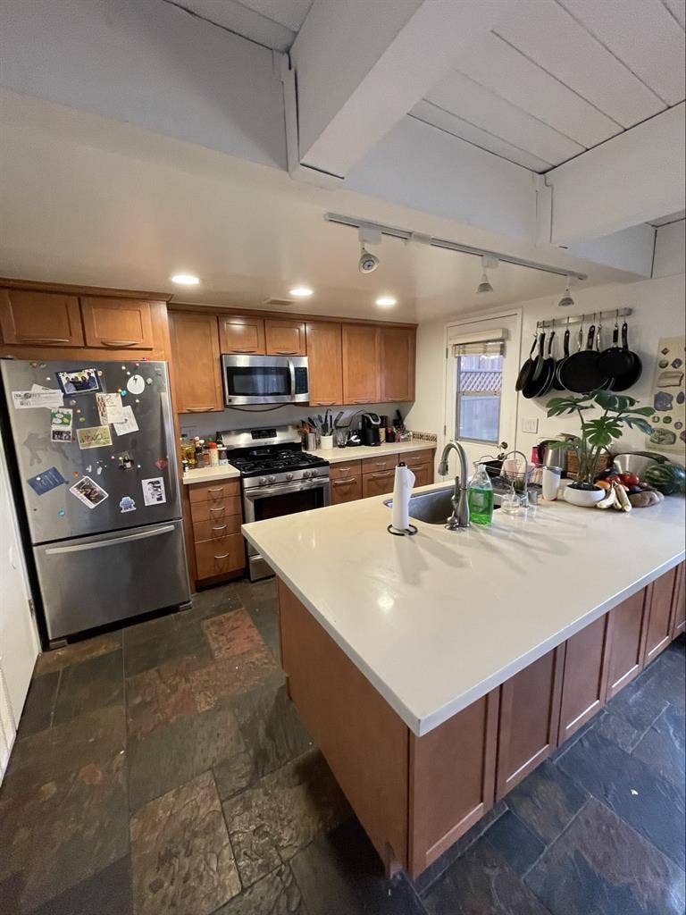 $1400/mo Room Avail in Culver City