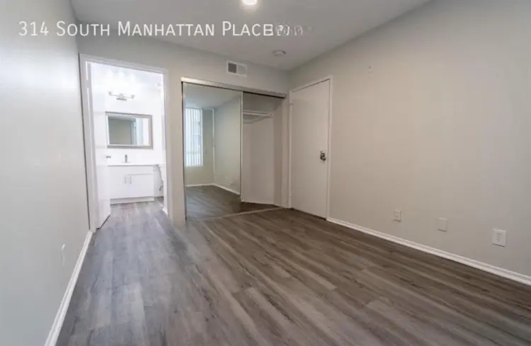 1 bed available in S Manhattan Pl