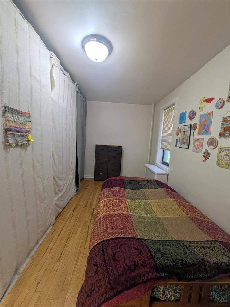 Roommate needed in Elmhurst