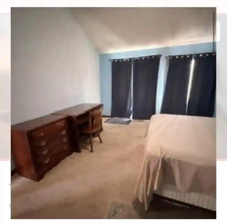 Master bedroom for rent
