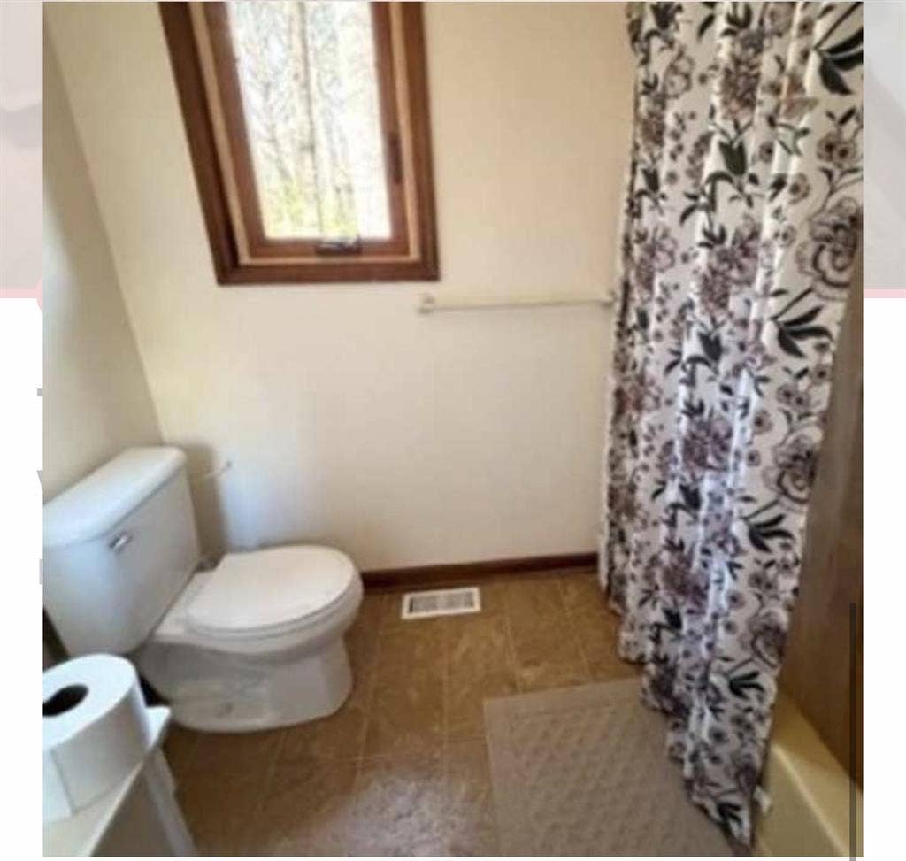 Master bedroom for rent