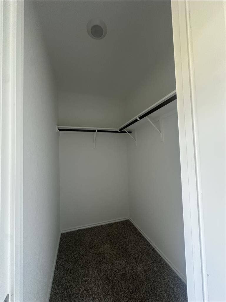 2 Upstairs Bedrooms for Rent