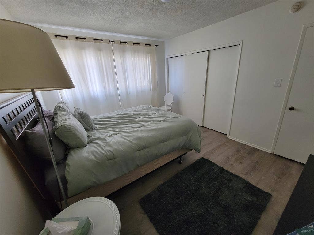 Private Furnished Bedroom/ Bathroom