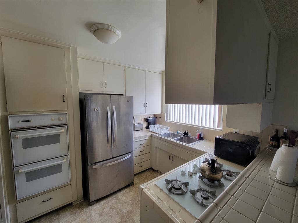 Private Furnished Bedroom/ Bathroom