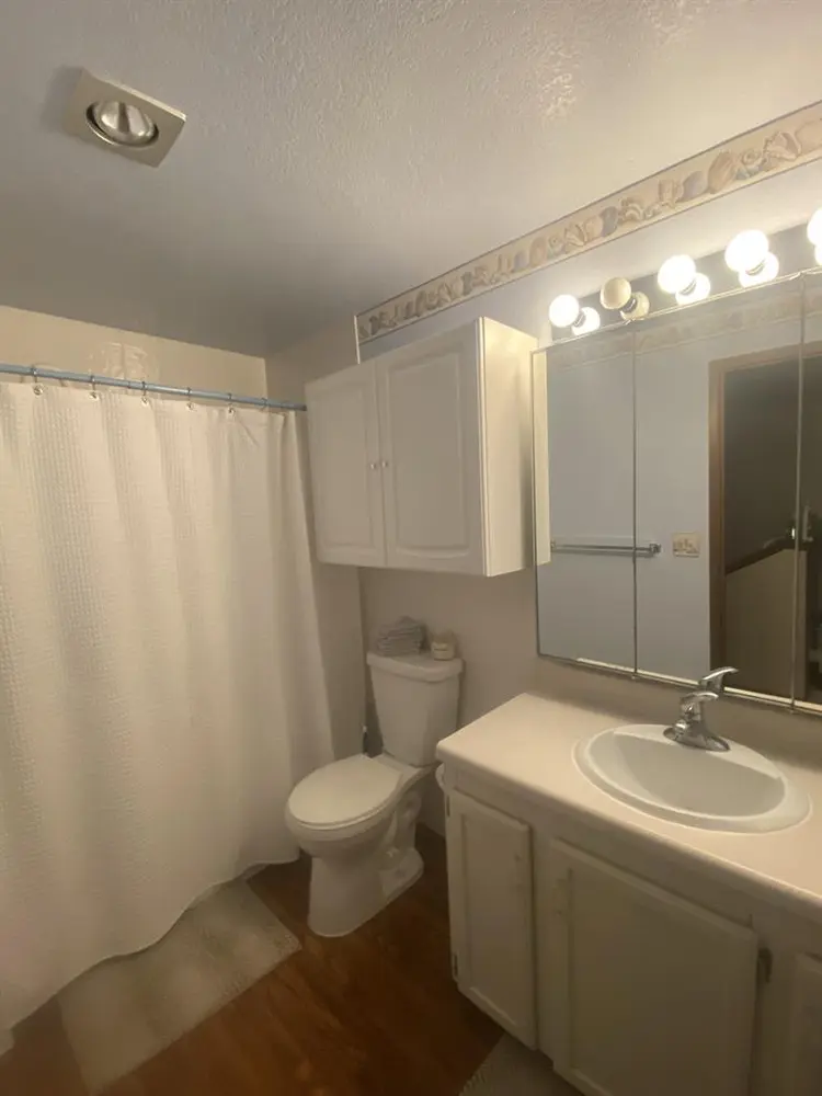Room available for rent (sublet)