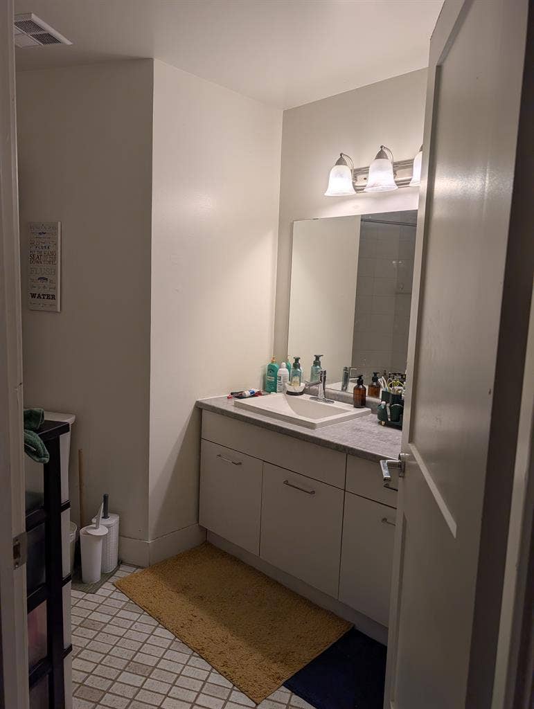 Room For Rent