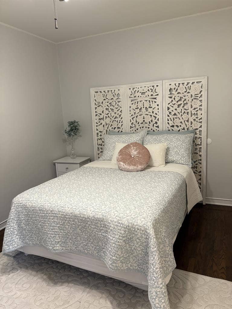 Beautiful home to share