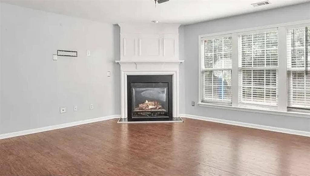 Modern Room 10 Mins from Airport
