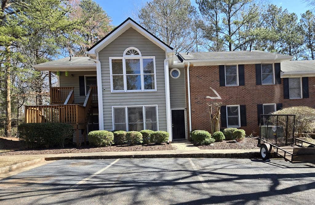 East Side Year Lease Takeover