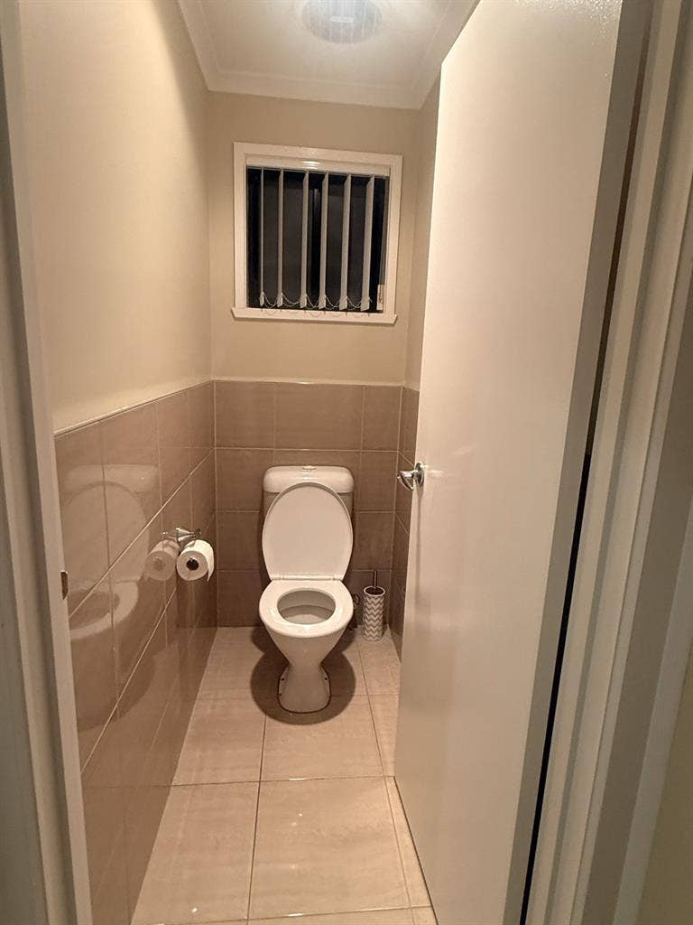 Looking for 1 or 2 roommates