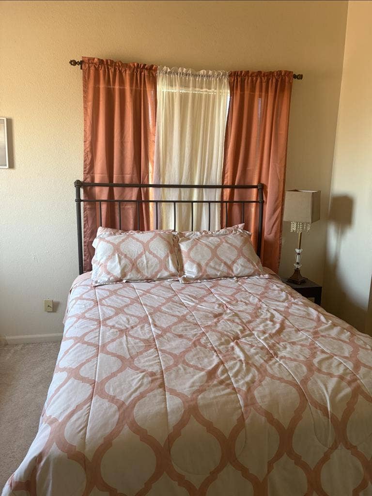 Private room and bathroom