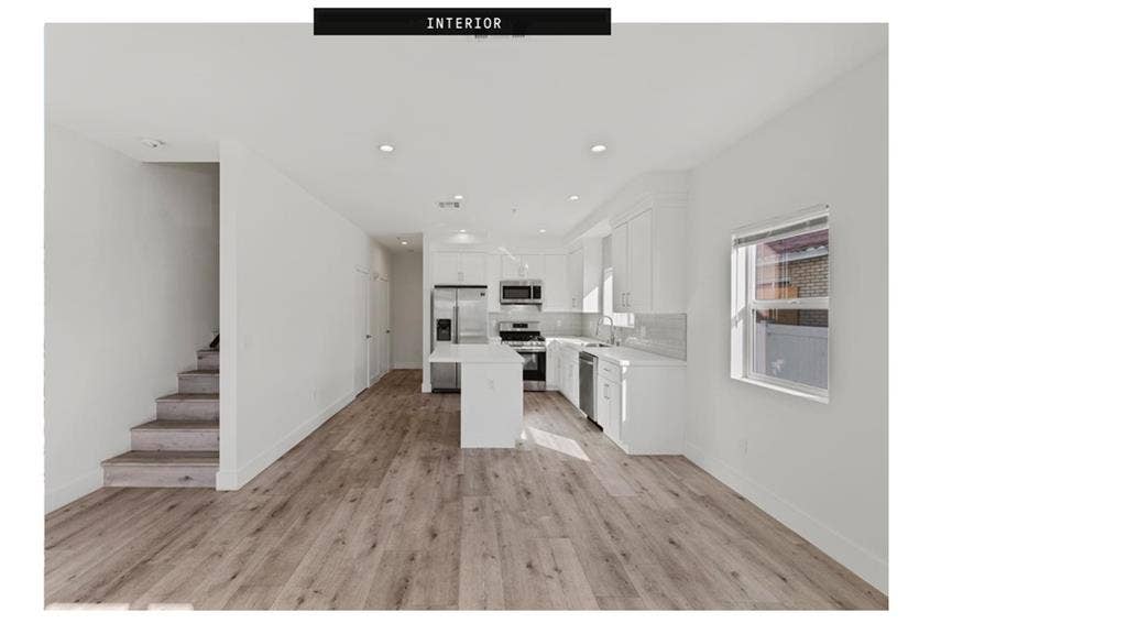 USC STUDENT HOUSING AVAILABLE