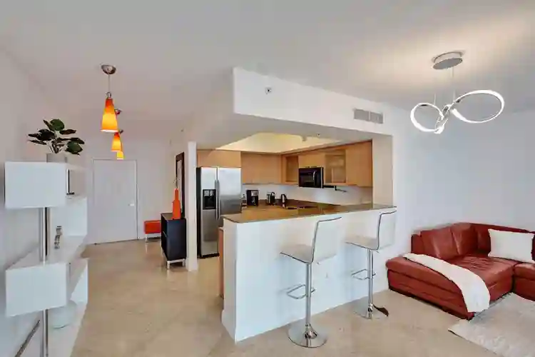 Room for rent 1 month - Oceanfront
