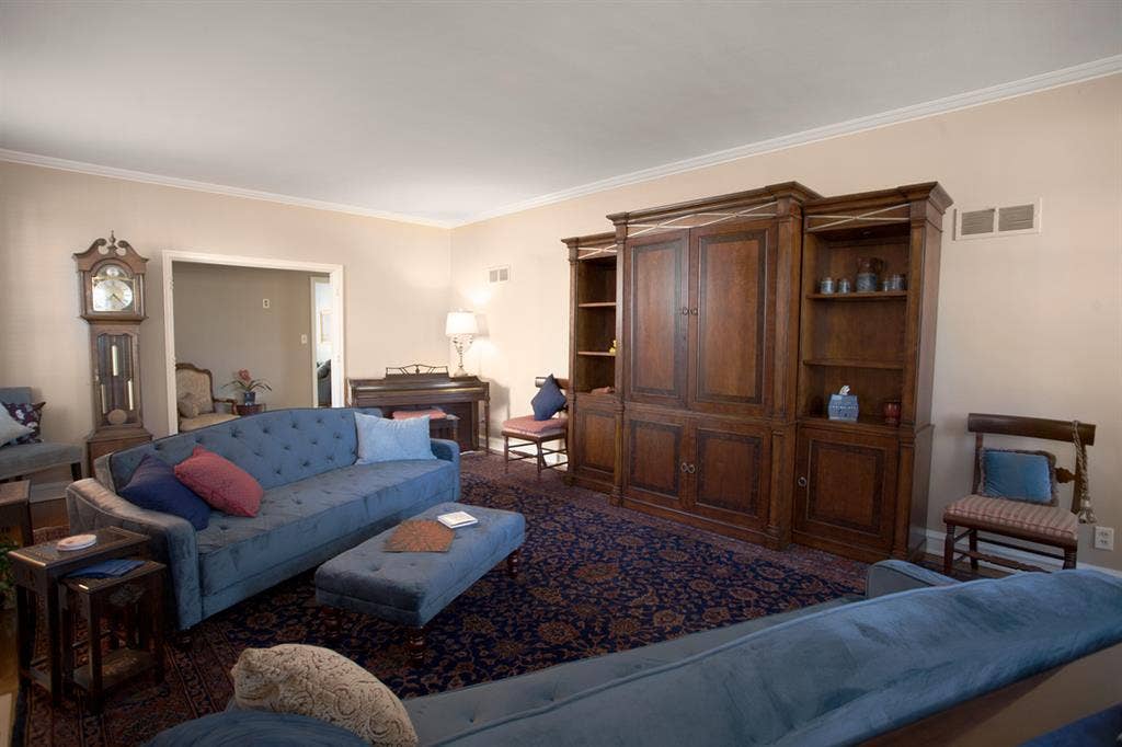 Private ensuite king in large home