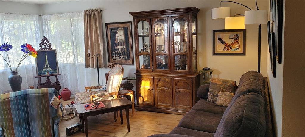 Primary Suite w/bath availabe.