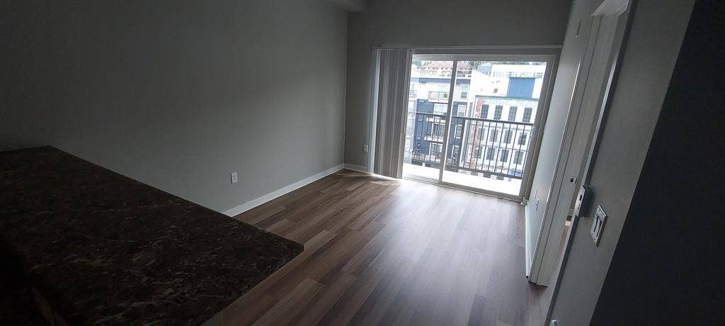 1 bedroom apartment for lease!