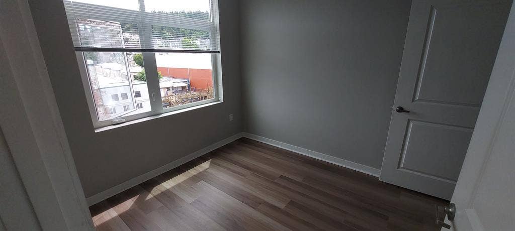 1 bedroom apartment for lease!