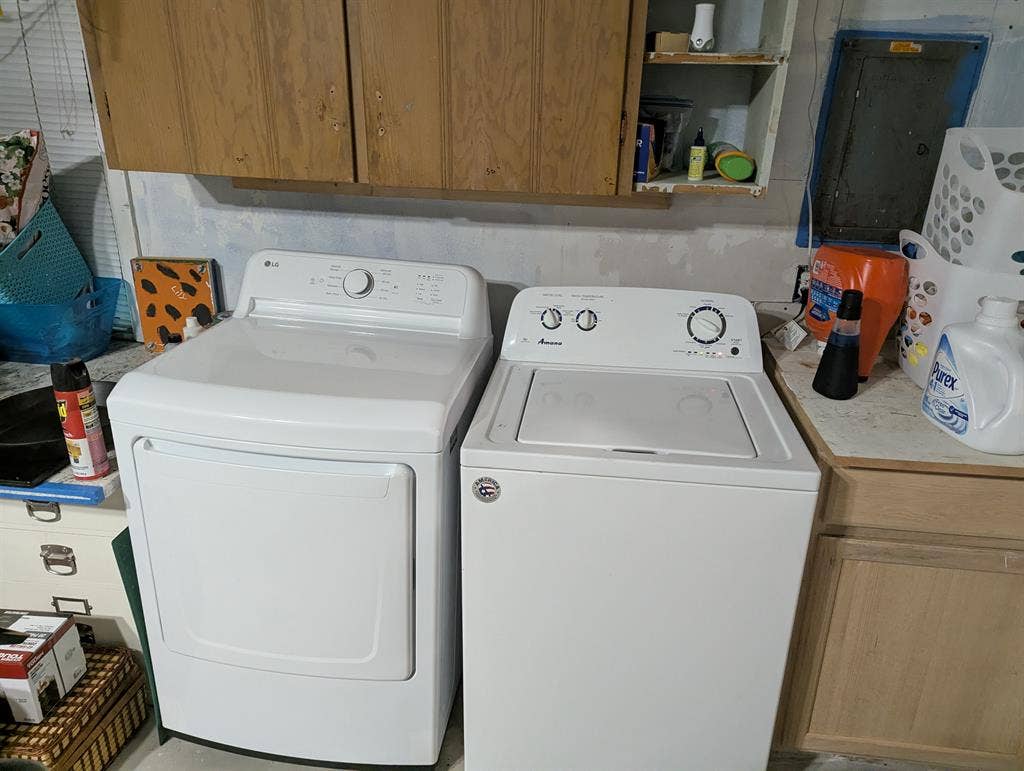 Female Roommates