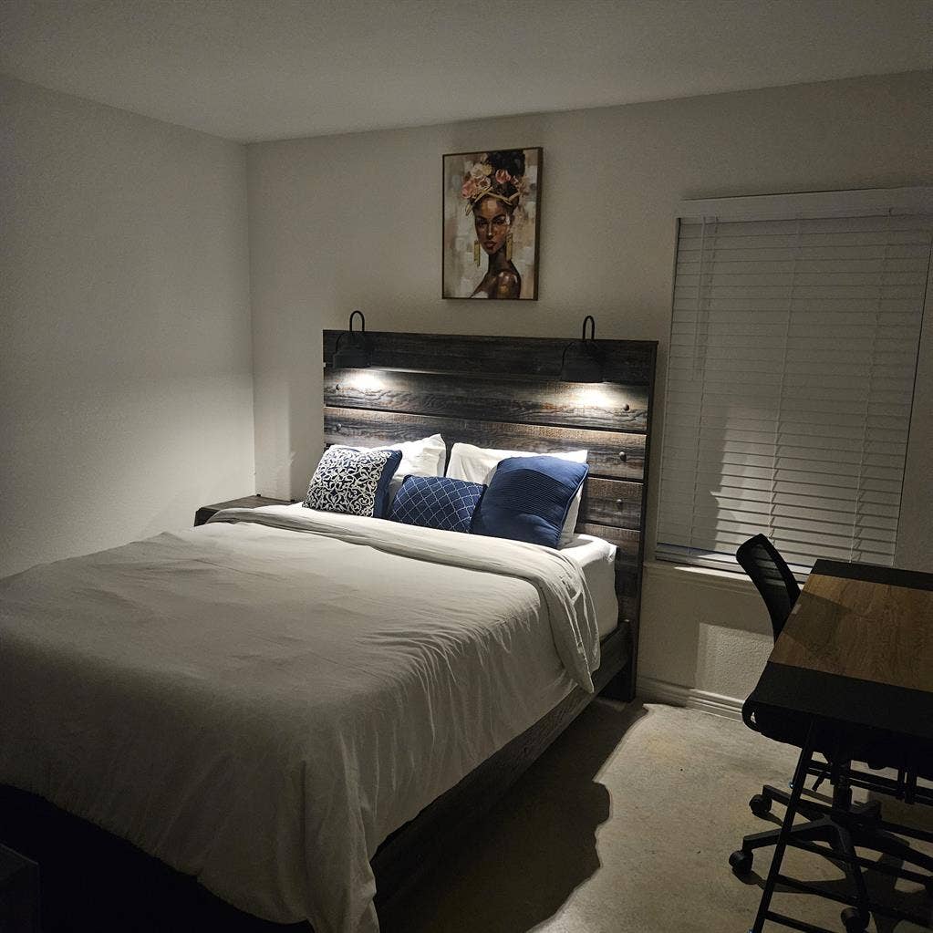 Private Master with En-Suite BR