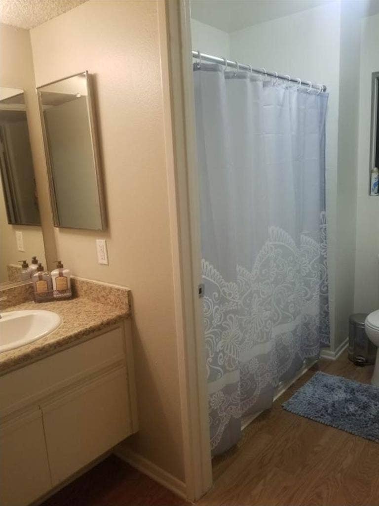 Private Room w/ Private Bath