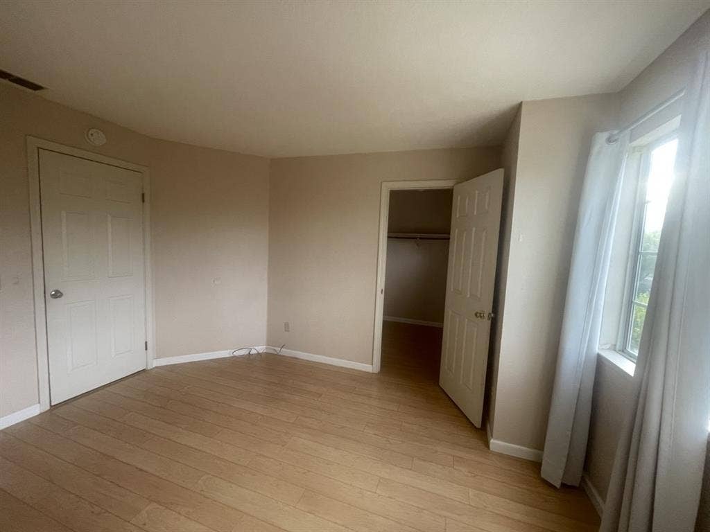2 Rooms for Rent in Prime Folsom