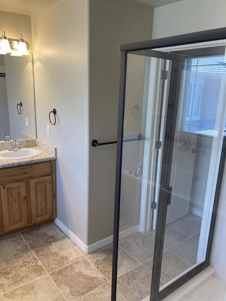 3bd 2.5ba Twin Home for Rent