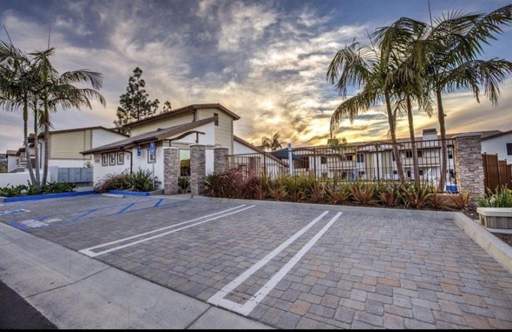 Roomate wanted in Laguna Niguel