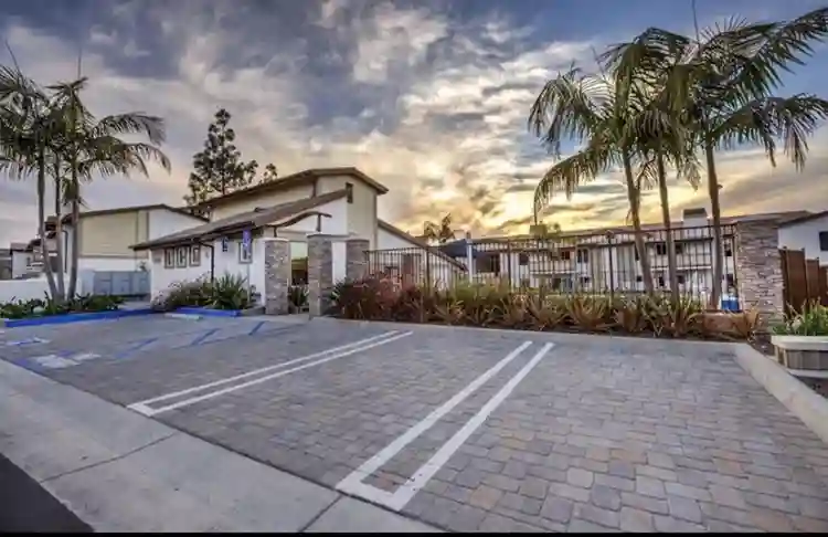 Roomate wanted in Laguna Niguel