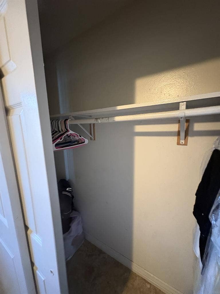 Room for rent!