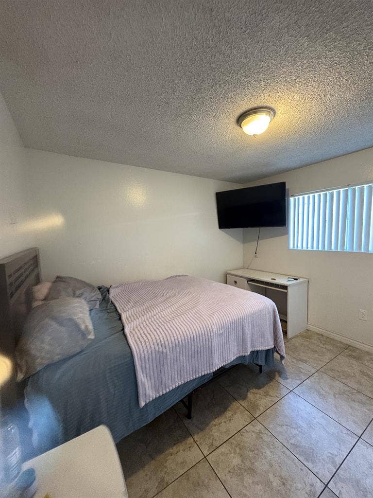 Room for rent!
