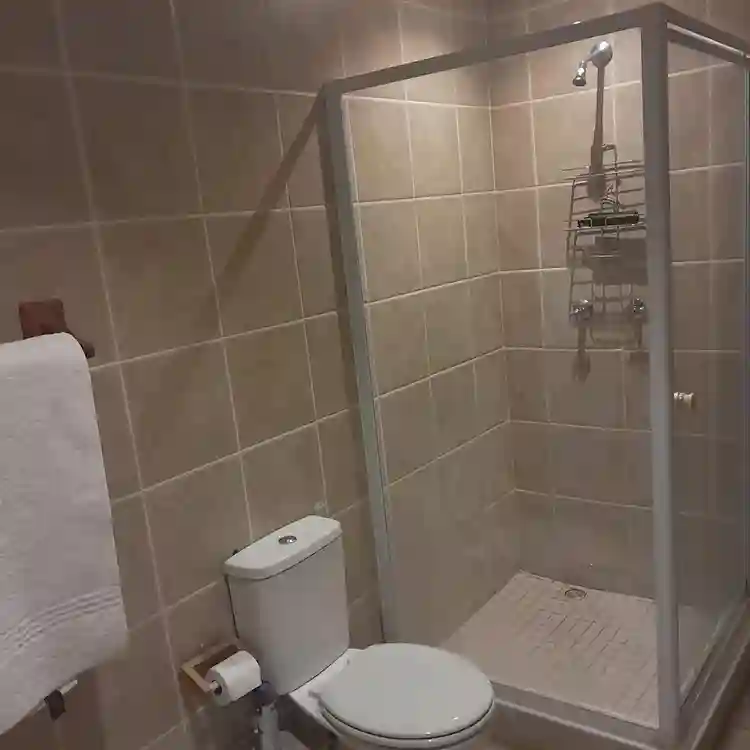 Room + private balcony