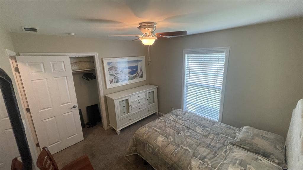 Bedroom for Rent in Carmel Indiana