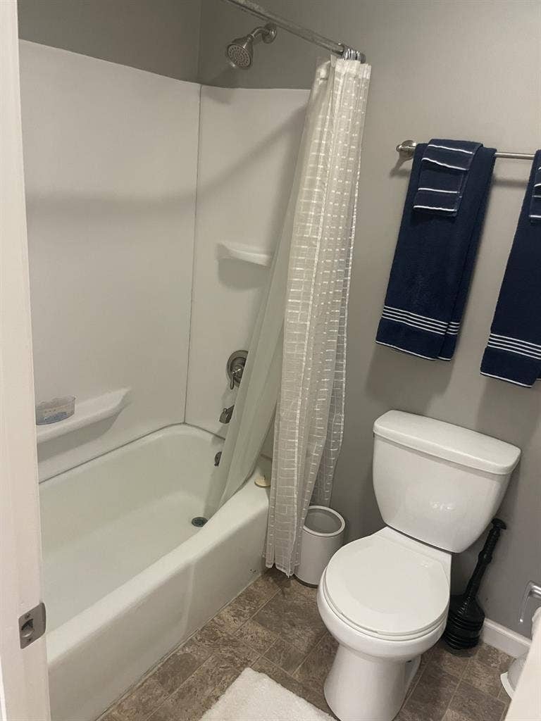 Bedroom for Rent in Carmel Indiana
