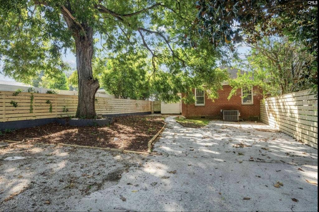 For Rent 2441 Gervais St