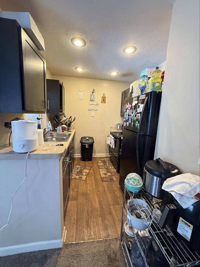 Roommate needed in Easton area