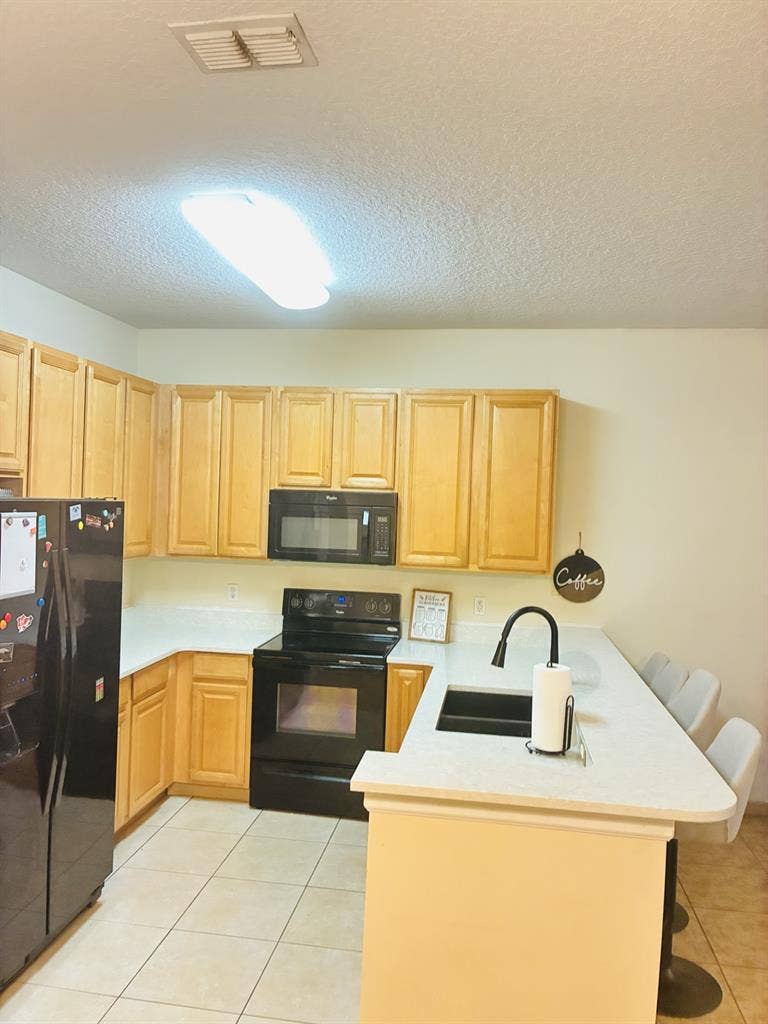 Avalon Park/ East Orlando Rooms