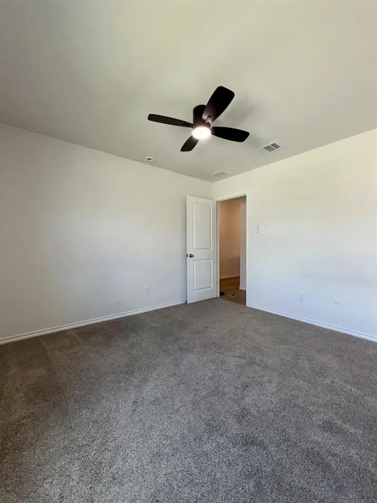 1600 sf, fully furnished, $750/ rm