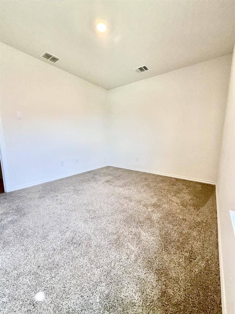 1600 sf, fully furnished, $750/ rm