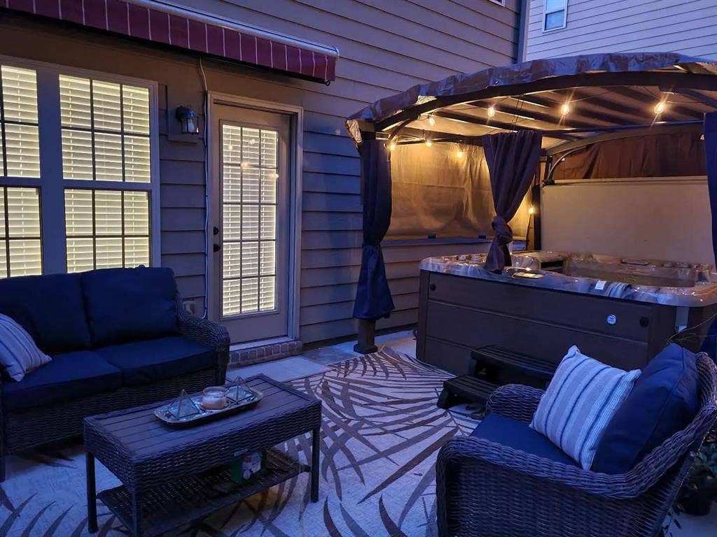 Spacious bedroom with private bathr