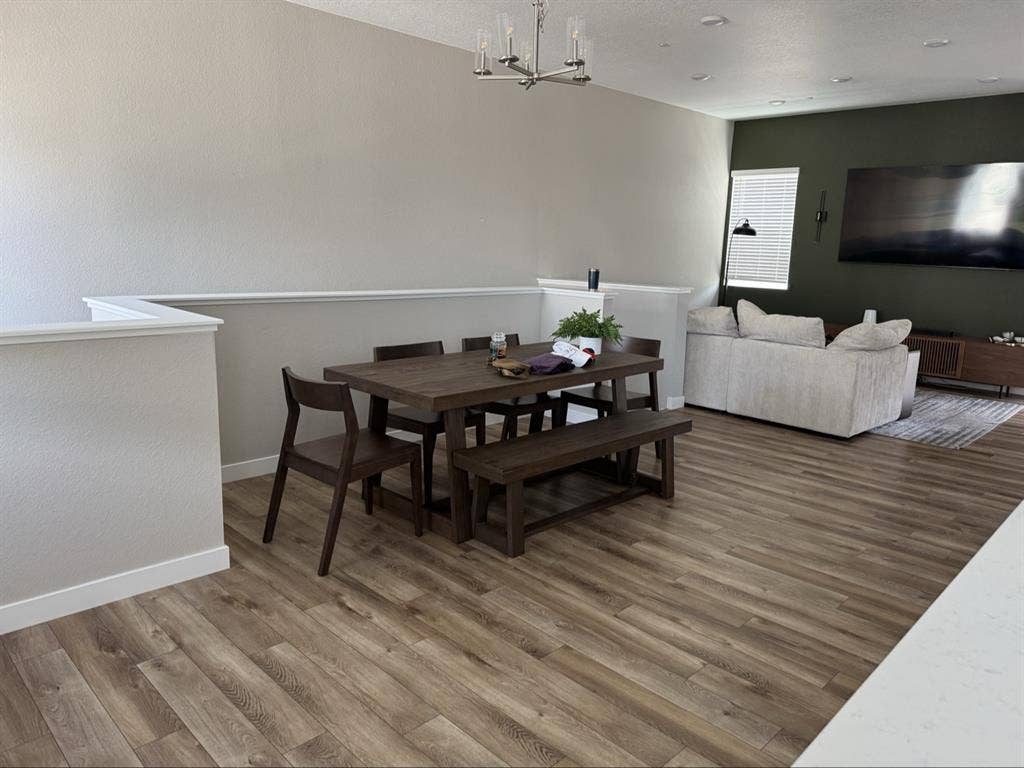 3 BR | 2.5 bath + 2 CAR GARAGE