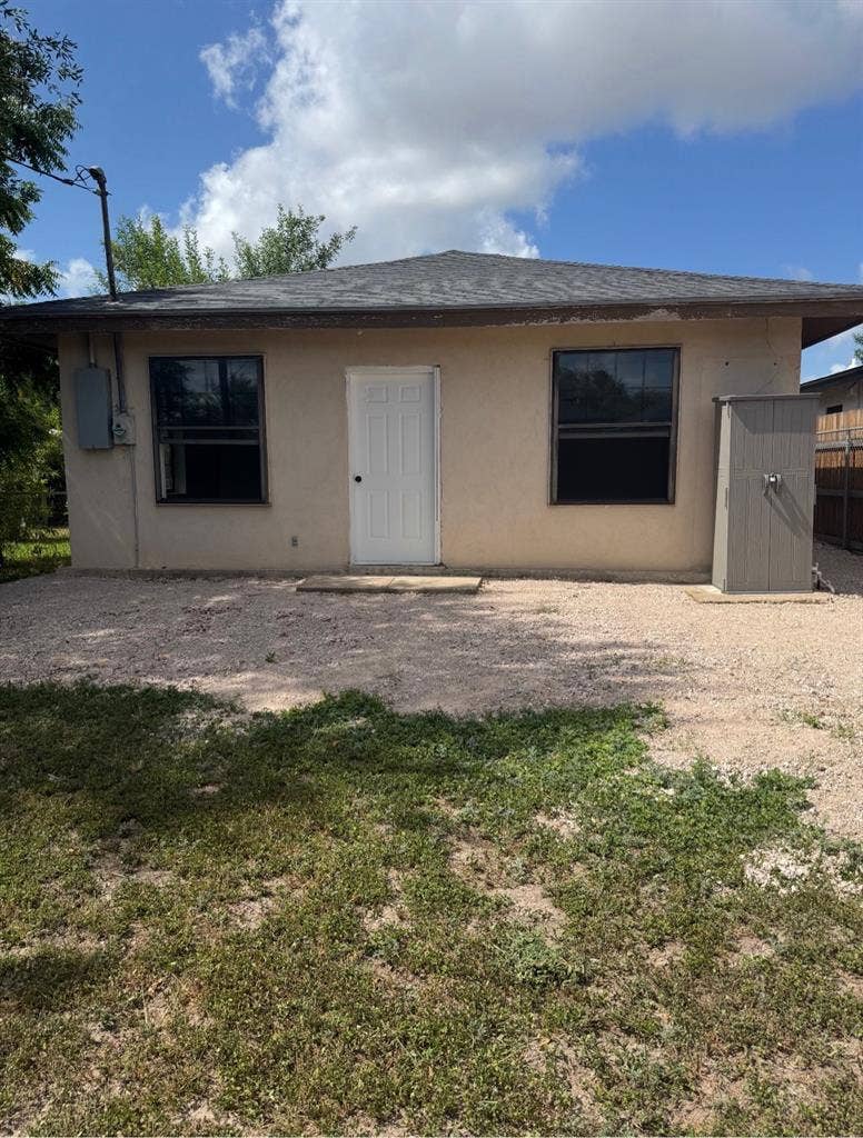 Small family house for rent.